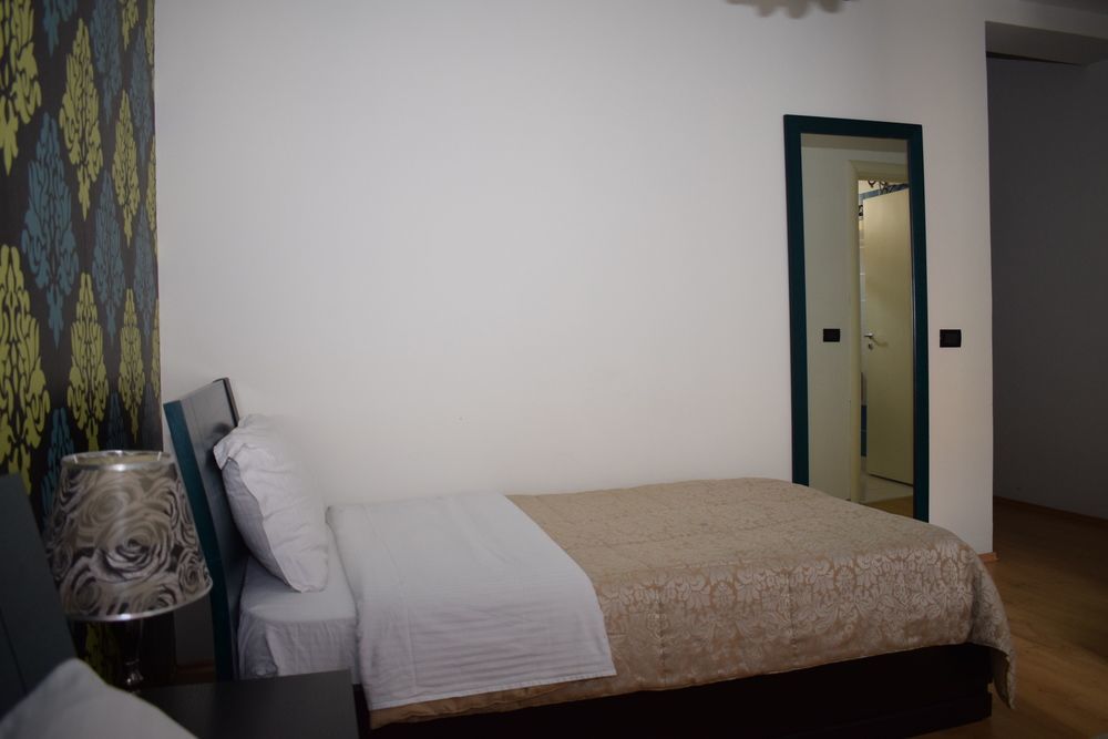 Royal Vila Hotel Тирана Екстер'єр фото