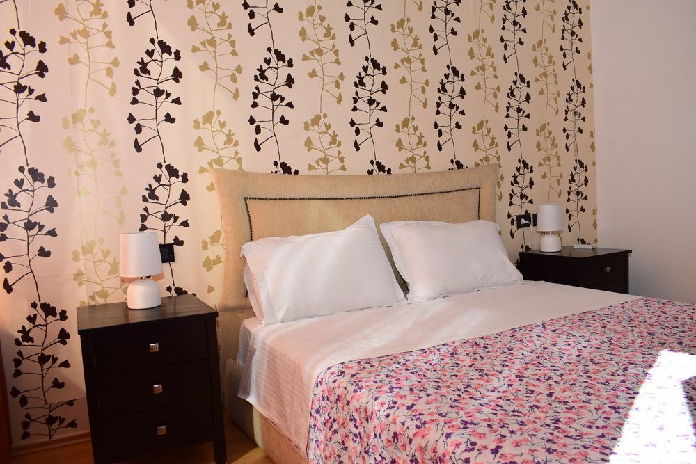 Royal Vila Hotel Тирана Екстер'єр фото