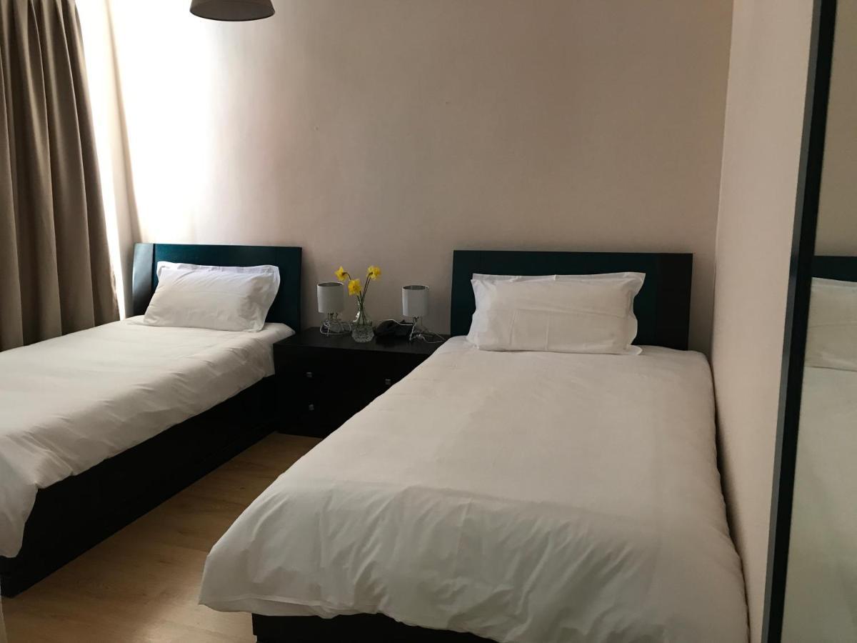 Royal Vila Hotel Тирана Екстер'єр фото